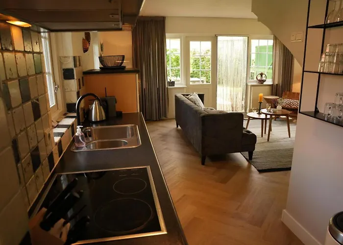 Holiday home Het Roodborstje 4-persoons